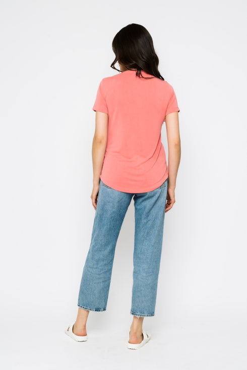 Gemma-Scoop Tee